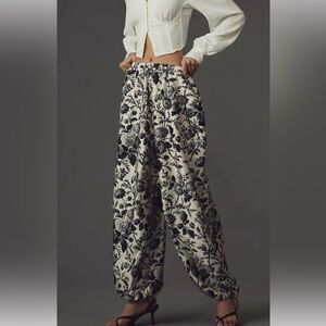 Maeve Anthropologie Silky Parachute Pants. Pearl and Black Floral. Medium NWT